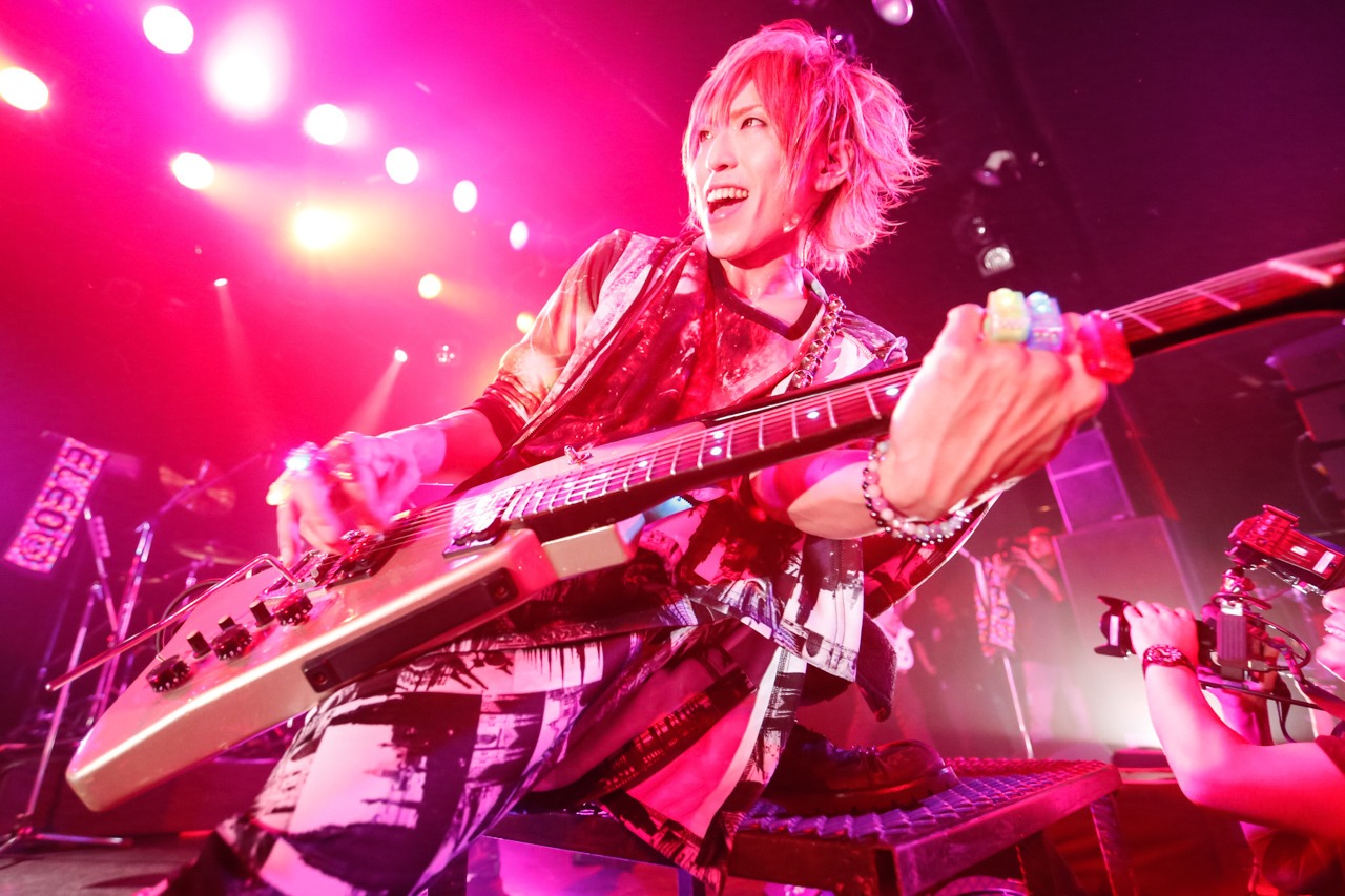 Takashi（G）（撮影：木村泰之）