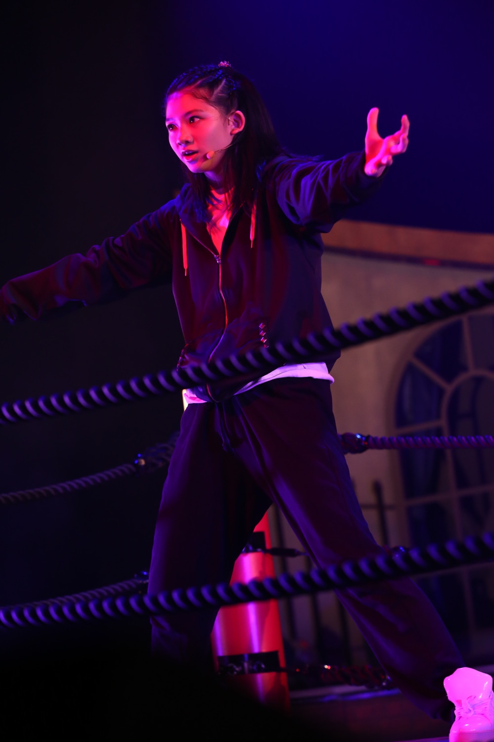 磯野莉音