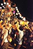 過去に開催された「フェスティバルFUKUSHIMA!@池袋西口公園」の模様。（撮影：菊地良助）