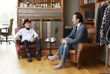 菊池武夫（左）と布袋寅泰（右）。