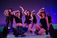 GEMによるライブの様子。