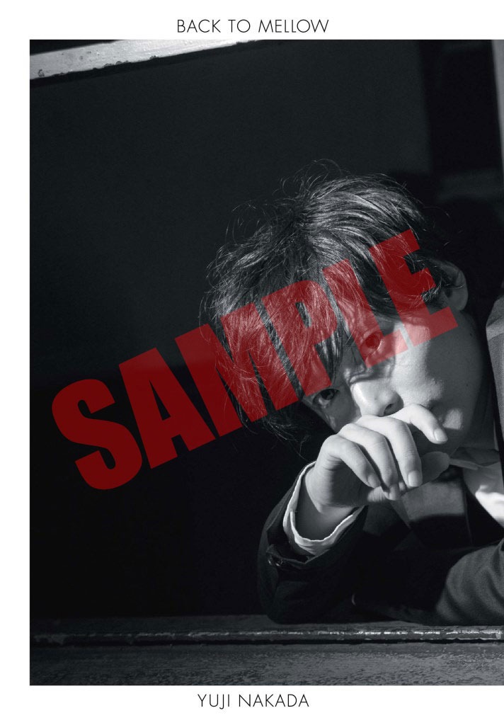 HMVオリジナル先着特典として配布される中田裕二クリアファイルのサンプル画像。