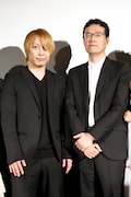映画「アップルシード アルファ」舞台挨拶に登壇した荒牧伸志監督(左)と中田ヤスタカ(右)。
