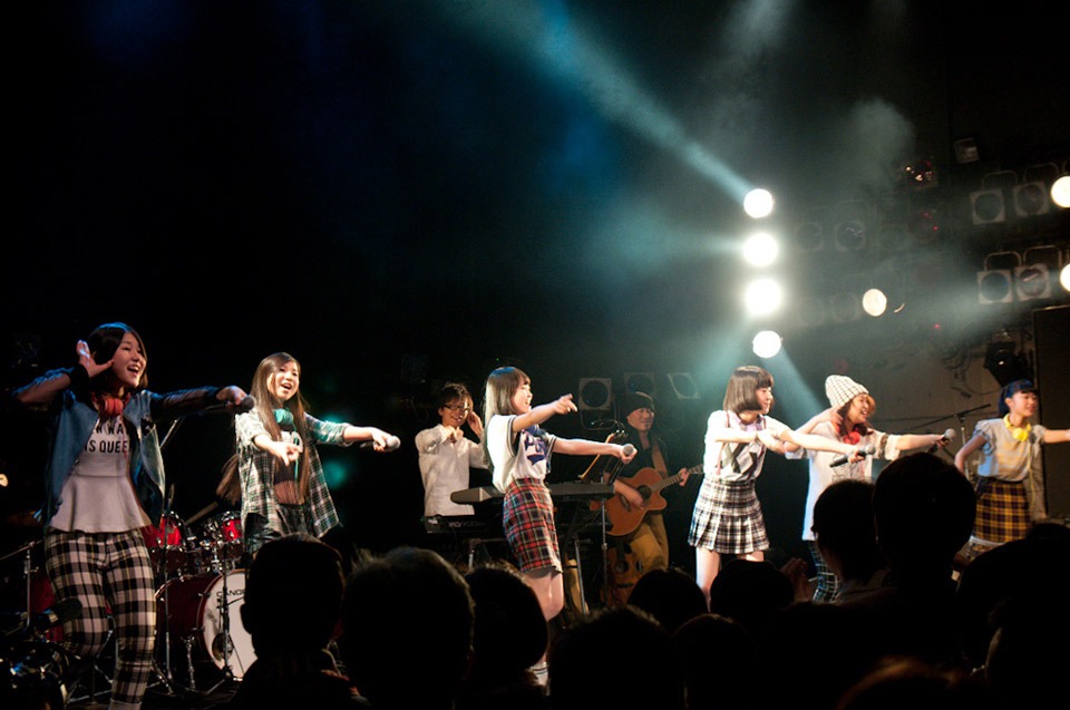 Little Glee Monster