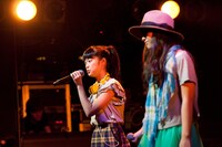 左からアサヒ（Little Glee Monster）、LUHICA。