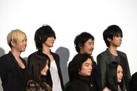 映画「寄生獣」ワールドプレミア舞台挨拶の様子。