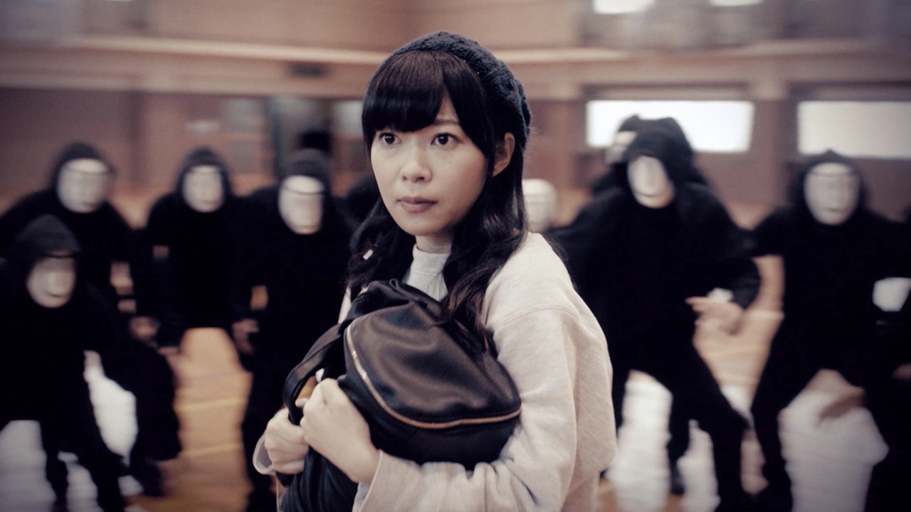 AKB48「希望的リフレイン」ビデオクリップのワンシーン。