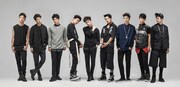 「MIX & MATCH」に出演のメンバー。左からチョン・ジンヒョン、ソン・ユンヒョン、キム・ドンヒョク、B.I、キム・ジンファン、BOBBY、ク・ジュンフェ、ヤン・ホンソク、チョン・チャヌ