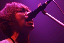 04 Limited SazabysのGEN（B, Vo）。（Photo by kohei suzuki）