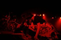 カオティック・スピードキングのライブの様子。（撮影：西槇太一）