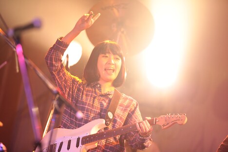 津野米咲（撮影：西槇太一）