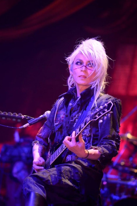 K.A.Z(撮影:今元秀明、緒車寿一)