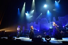 Kalafina「Kalafina LIVE TOUR 2014」東京国際フォーラム ホールA公演の様子。