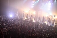 東京パフォーマンスドール 「東京パフォーマンスドール ZEPP TOUR 2014秋 ～DANCE SUMMIT”1×0”ver2.0～」大阪・Zepp Namba公演の様子。