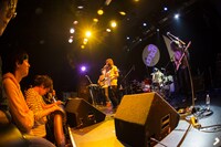 「ネトカノリリパ」でのShiggy Jr.のライブの様子。（撮影：渡辺裕樹）