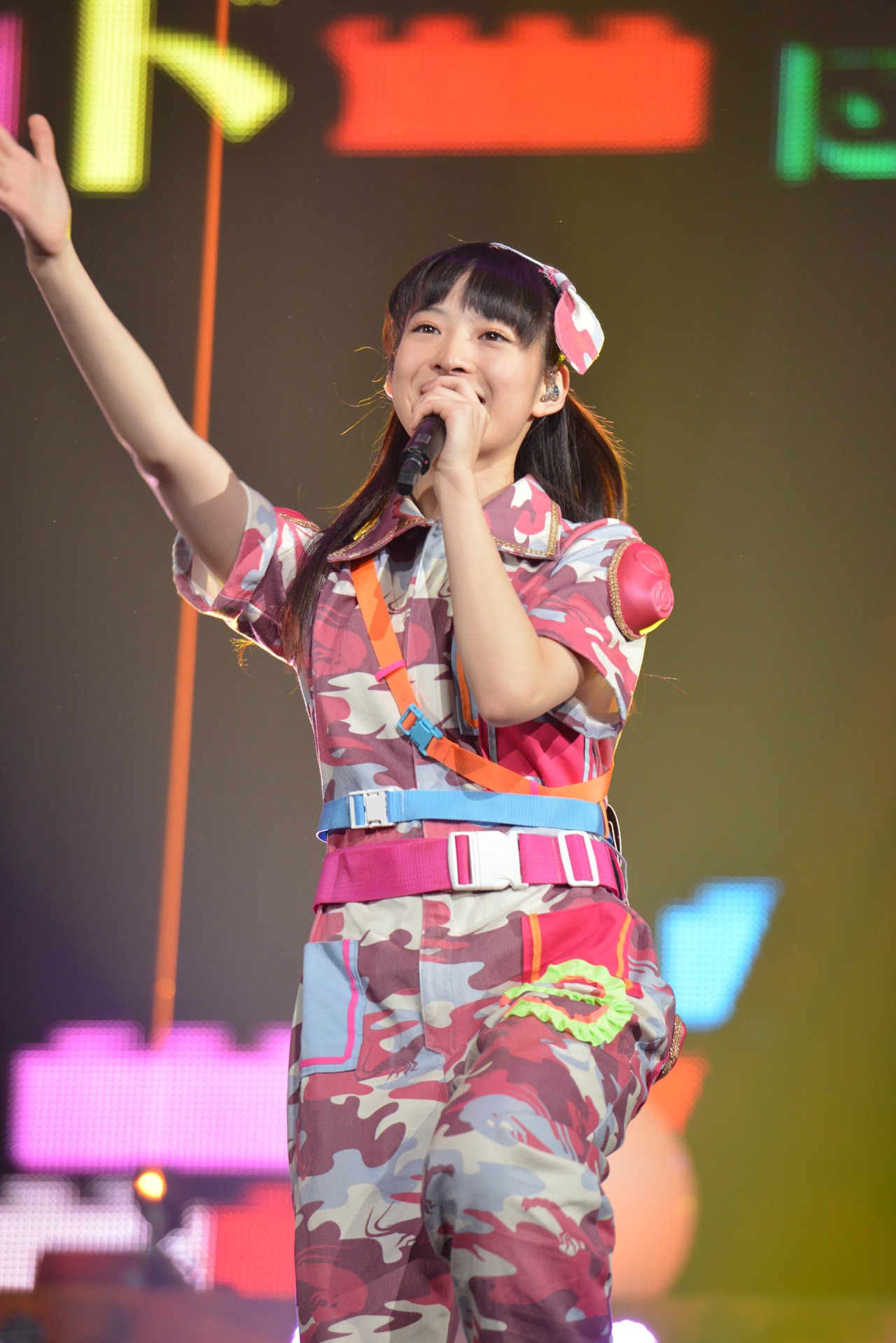 松野莉奈