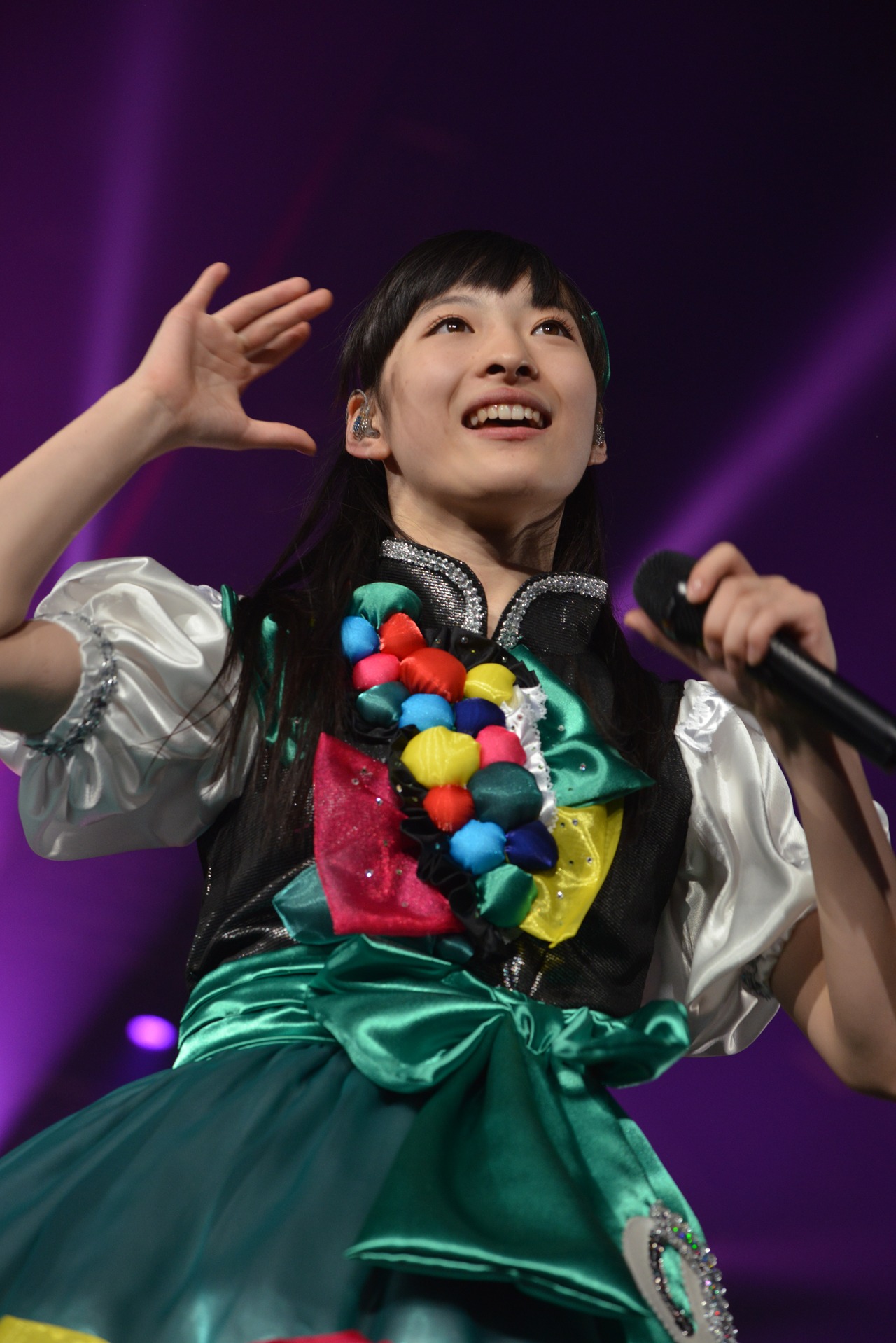 松野莉奈