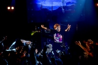 DJダイノジのパフォーマンスの様子。