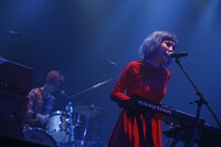 ヌパータヌ ユーユーのゲストボーカル、UCARY & THE VALENTINE（photo by KISEKI）。