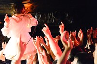 後藤まりこ「お前ら全部りなくすです」11月2日昼公演（ストロングスタイル）の様子。（撮影：朝岡英輔）