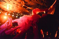 後藤まりこ「お前ら全部りなくすです」11月2日昼公演（ストロングスタイル）の様子。（撮影：朝岡英輔）