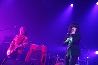 ヌパータヌ ユーユーのゲストボーカル、オカモトショウ（OKAMOTO'S）（photo by KISEKI）。