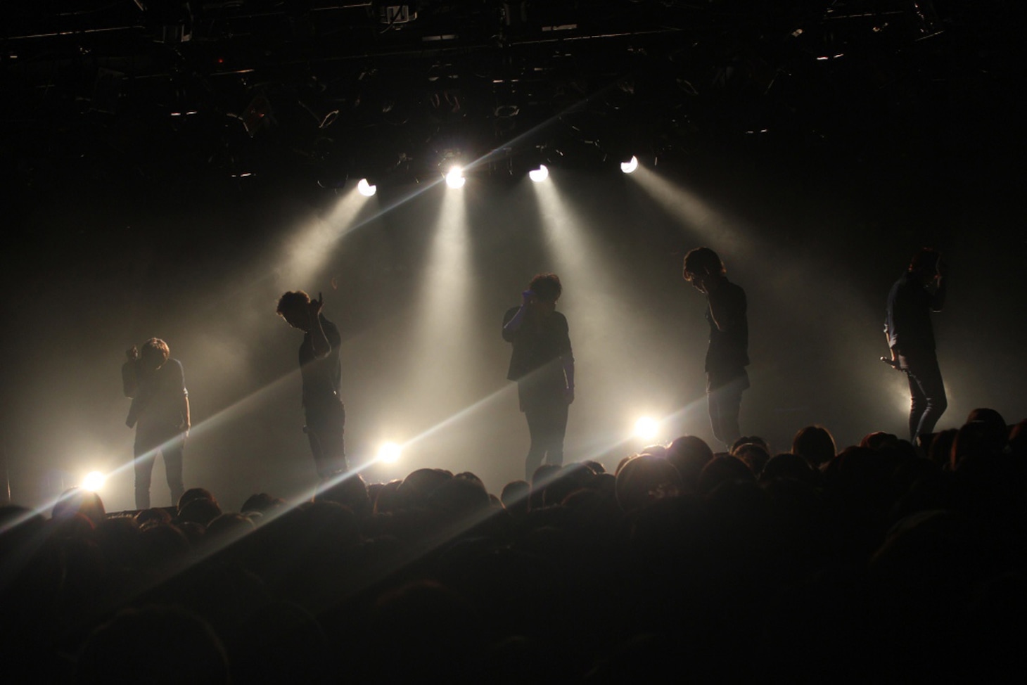 Da-iCE「Da-iCE LIVE TOUR PHASE 3 ～FIGHT BACK～」の広島CLUB QUATTRO公演の様子。