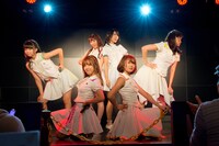 愛乙女★DOLL定期公演の様子。