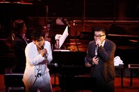 左からK、槇原敬之。