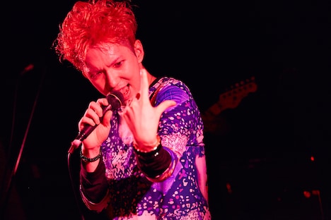 Bryan(Vo)(撮影:中野修也)