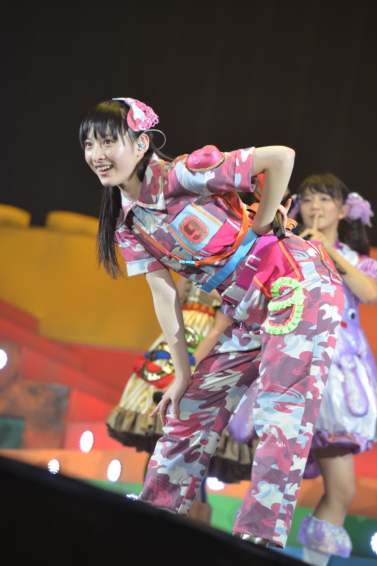松野莉奈