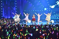 私立恵比寿中学 東西大学芸会2014「エビ中のおもちゃビッグガレージ」神戸ワールド記念ホール公演の様子。