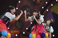 左から小林歌穂、中山莉子。