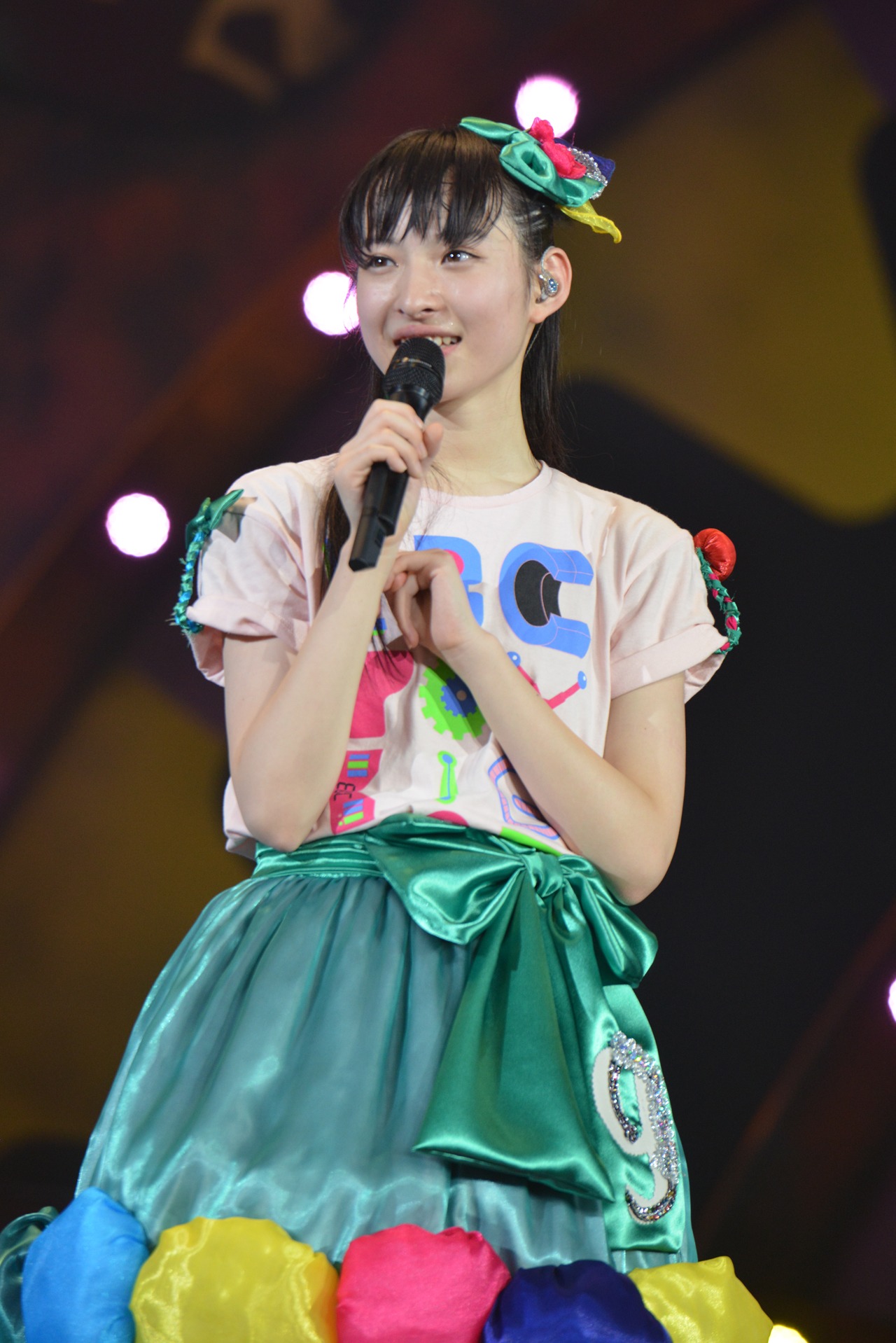 松野莉奈