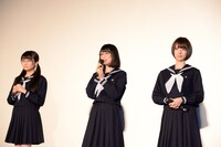 左から秋元真夏、生田絵梨花、橋本奈々未。