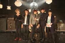 [Alexandros]とROY（THE BAWDIES）。
