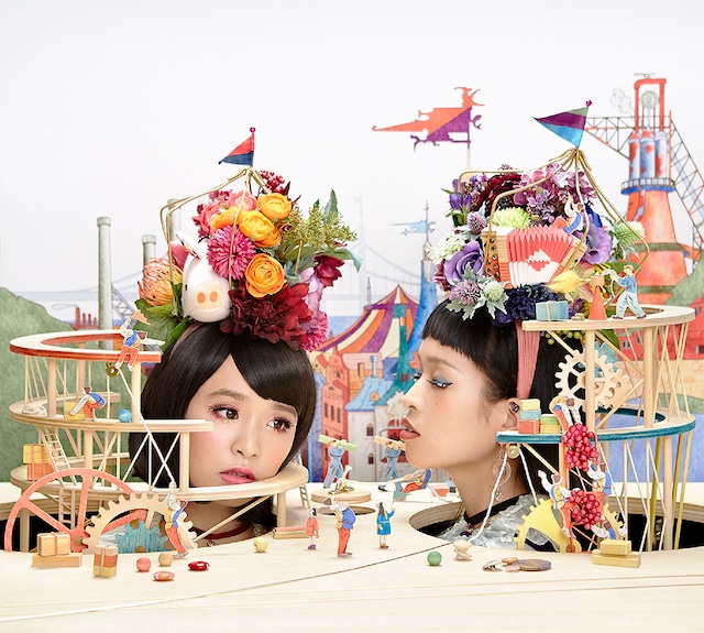 チャラン・ポ・ランタン「テアトル・テアトル」CDジャケット