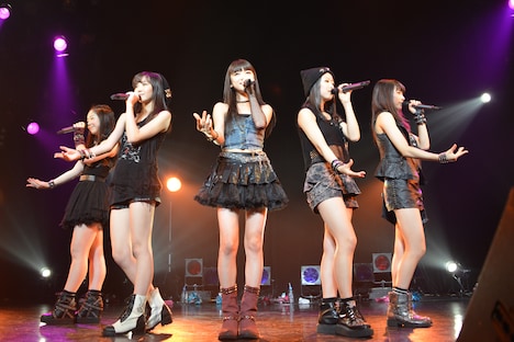 東京女子流「TGS Discography in November（通番外楽曲特集）」の様子。