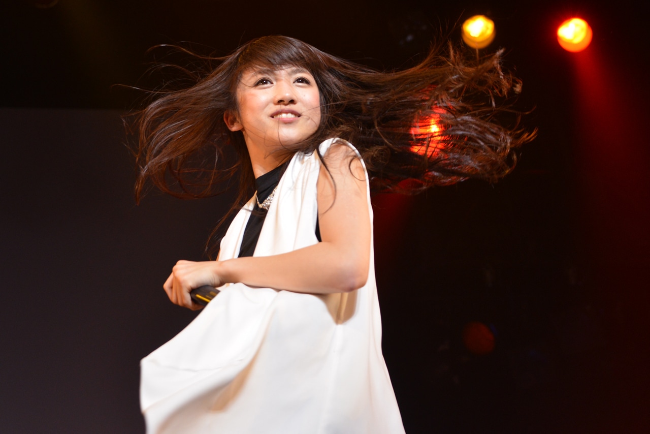 新井ひとみ