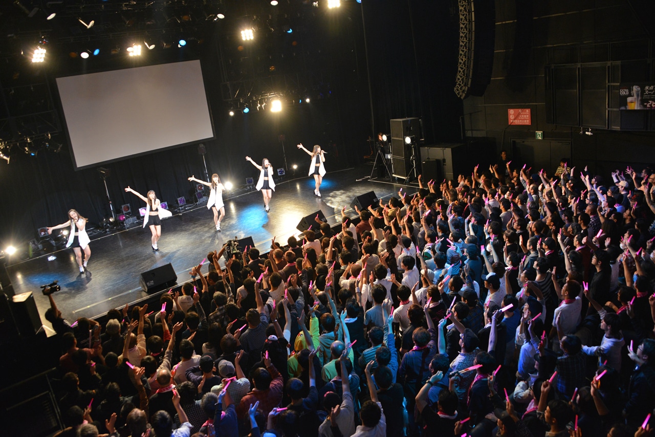 東京女子流「HARDBOILED NIGHT 第5夜『Promised Land 約束の地』」の様子。