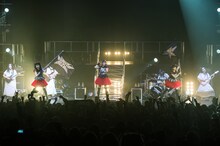 BABYMETAL「BABYMETAL BACK TO THE USA / UK TOUR 2014」イギリス・O2 Academy Brixton公演の様子。（Photo by Dana (distortion) Yavin）