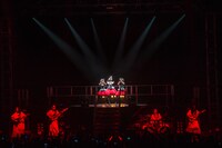 BABYMETAL「BABYMETAL BACK TO THE USA / UK TOUR 2014」イギリス・O2 Academy Brixton公演の様子。（Photo by Dana (distortion) Yavin）