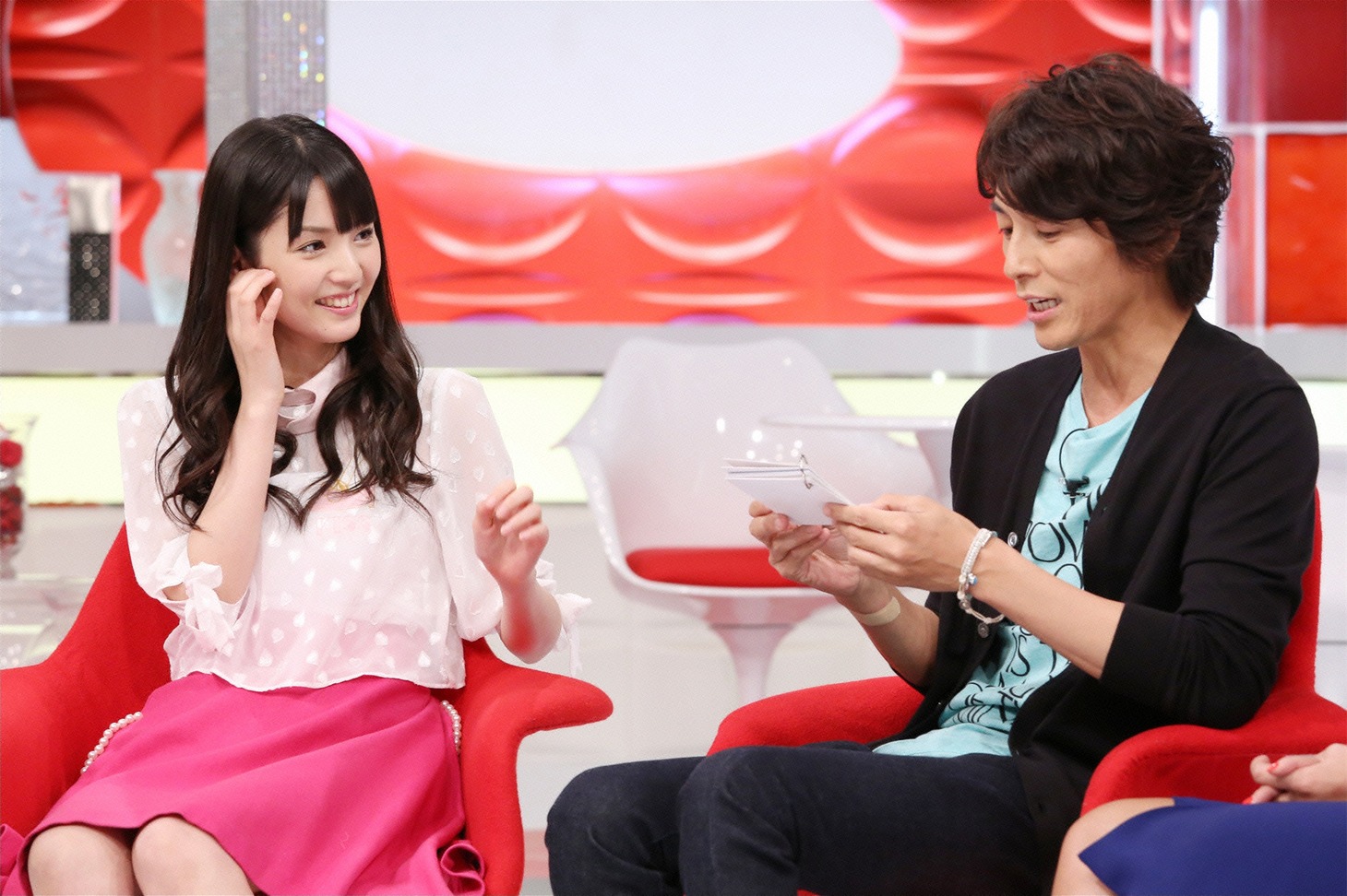 左から道重さゆみ、藤木直人。(c)日本テレビ