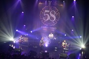 かりゆし58「☆ハイサイロード～大金星～2014-15」赤坂BLITZ公演の様子。