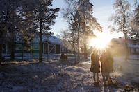 サーリセルカで撮影中のNegicco。