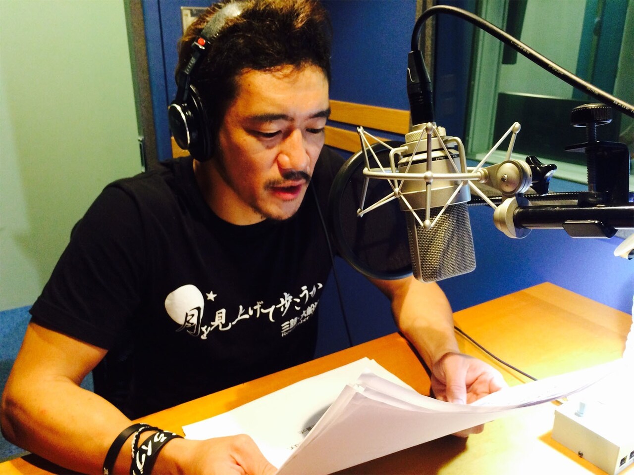 TOSHI-LOWがthe HIATUSドキュメンタリー番組でナレーション