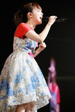 aiko。写真は10月31日の神奈川・横浜アリーナ公演の様子。（撮影：岡田貴之）