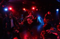 BLUE ENCOUNT「TOUR2014 ROOKIE'S HIGH」宮城・HooK SENDAI公演の様子。