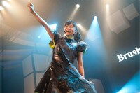 今週の人気画像8位は「Perfumeワールドツアー終幕、初ニューヨーク公演は興奮の渦に」より、あ～ちゃん。