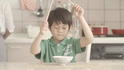 スペースシャワーTV新ステーションID「SWEET RUDENESS」のワンシーン。